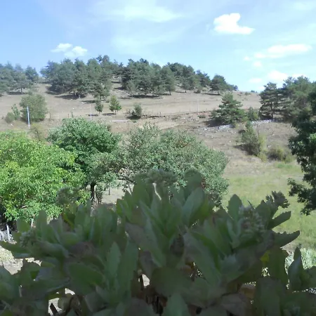 Alojamento de Turismo Selvagem Nature A La Ferme La Canourgue