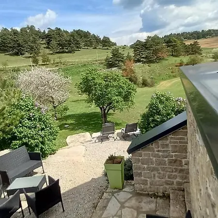 Nature A La Ferme אכסניה לה קאנורג