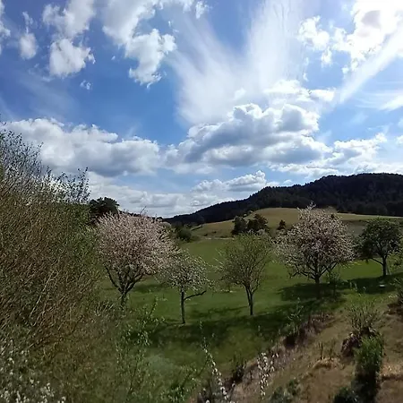 Nature A La Ferme אכסניה לה קאנורג